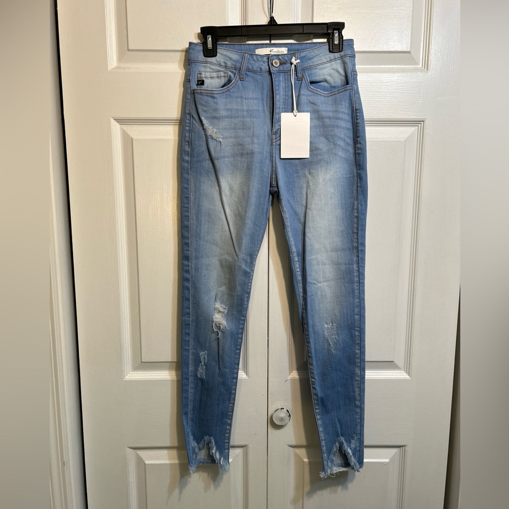 NWT KanCan High Rise Ankle Skinny Jeans Size 7 / 27 Distressed Raw Hem Denim